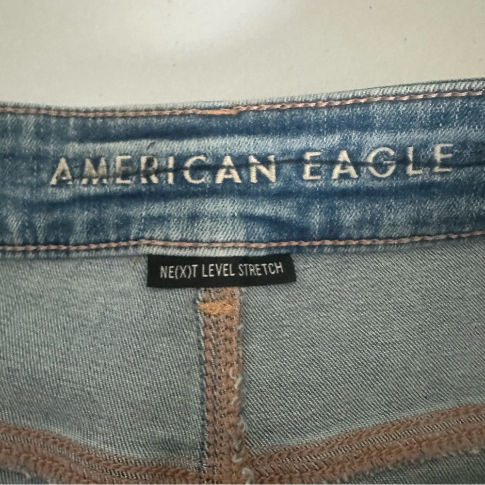American Eagle Denim Mini Skirt Size 12 NWOT Raw Hem - Picture 3 of 7